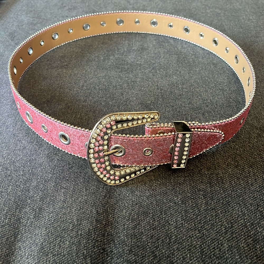 Women’s pink rhinestone belt